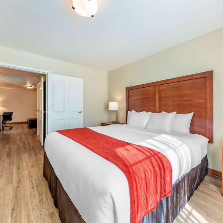 Comfort Inn & Suites Lancaster Antelope Valley Zewnętrze zdjęcie