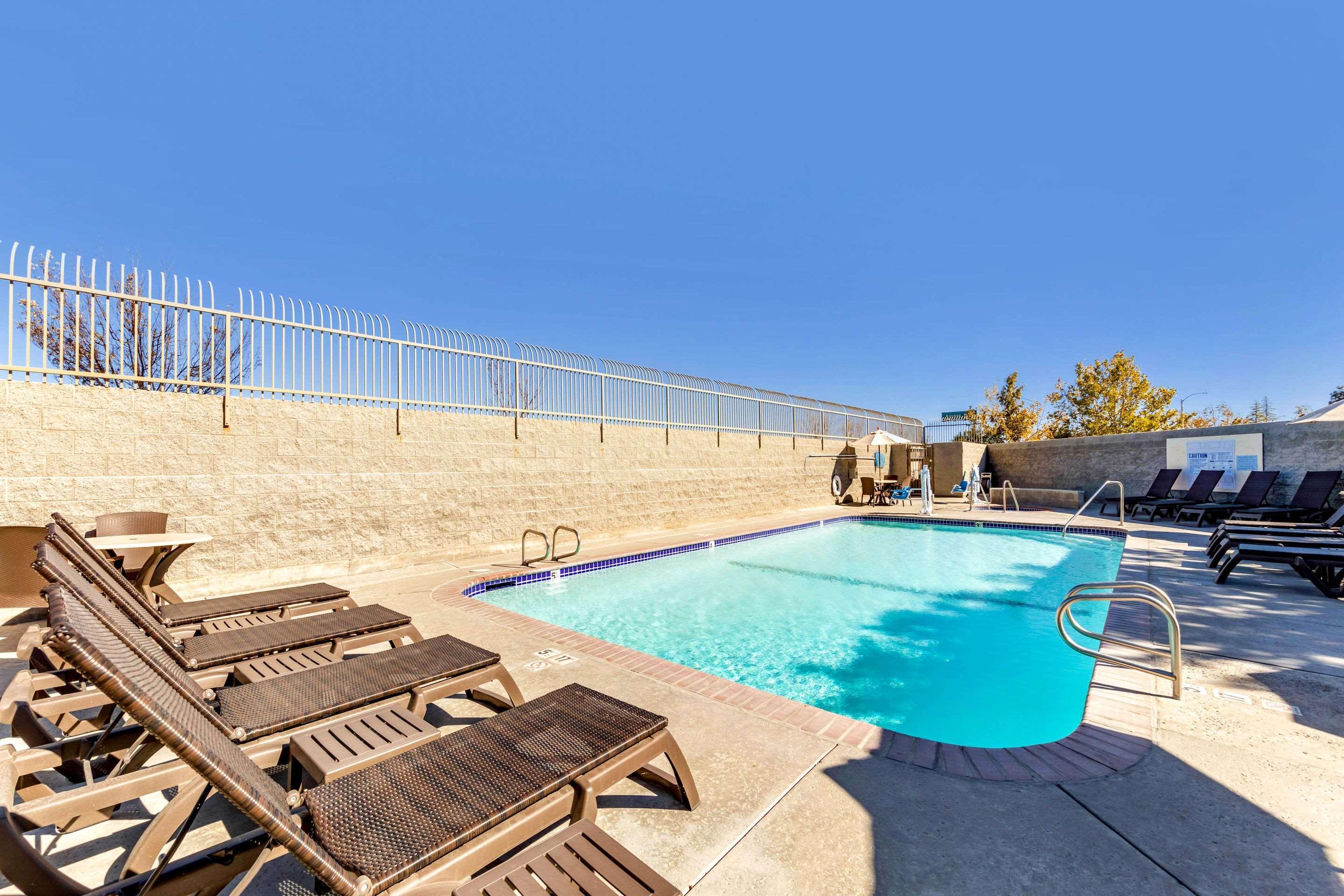 Comfort Inn & Suites Lancaster Antelope Valley Zewnętrze zdjęcie